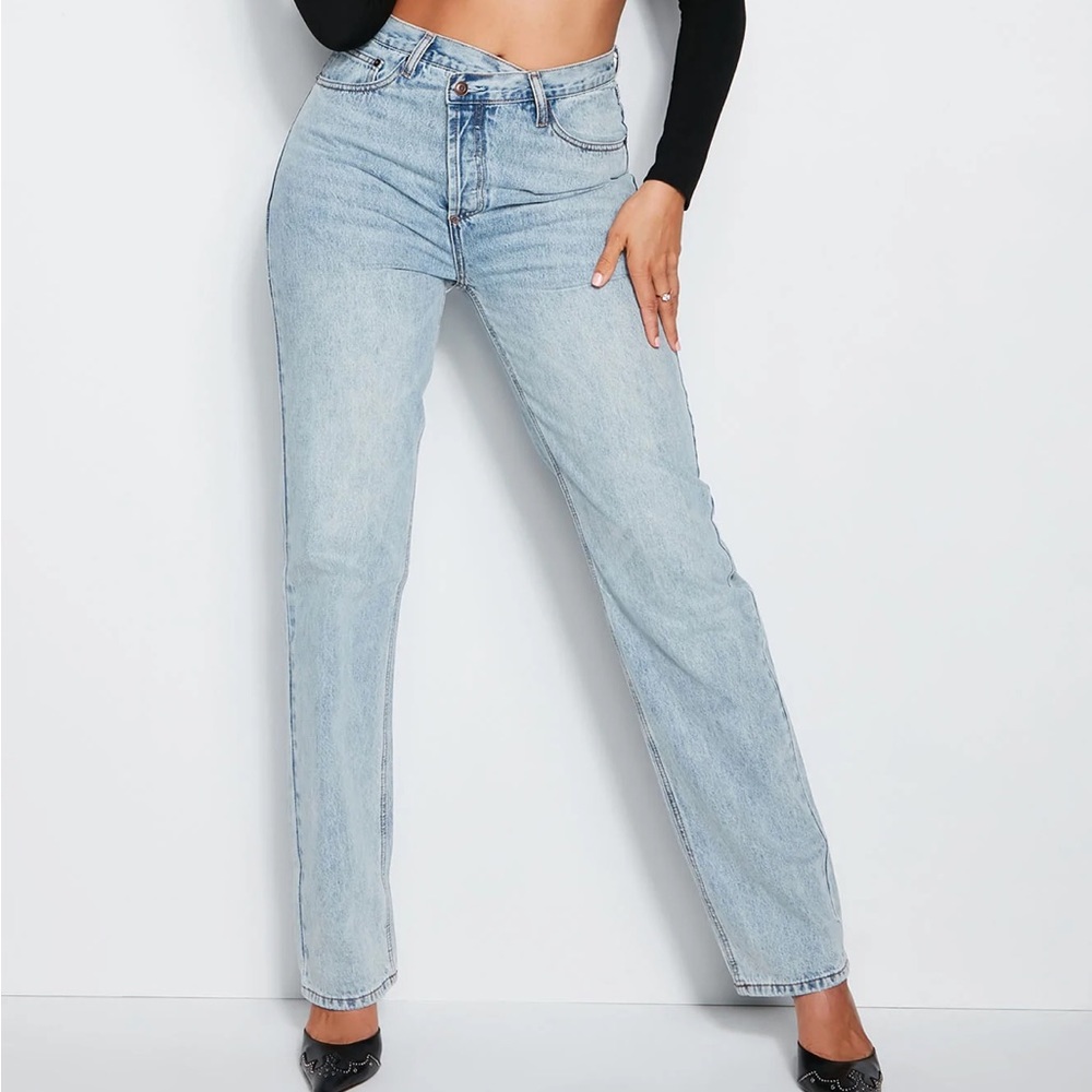Crossover button straight leg jeans - fashion nova